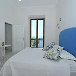 Mavi